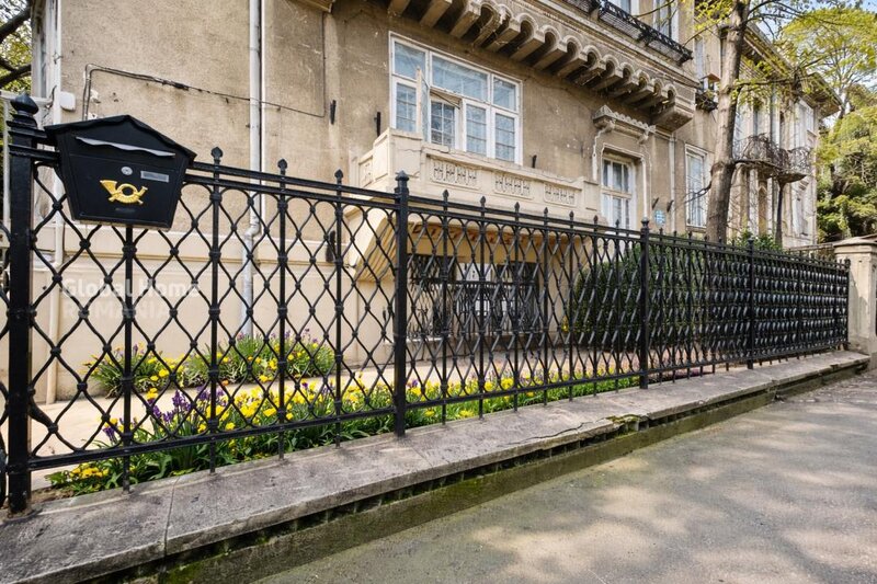 Lascar Catargiu 23, ultracentral, 2 rooms office, storage, terrace,